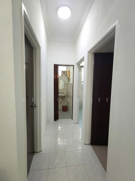 Pangsapuri untuk Dijual di Villa Kejora - Desmond Lee - Corridor - PropertyGuru.com.my