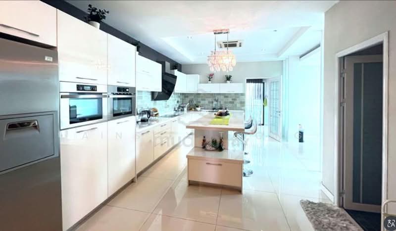 Condominium for Sale at Kinta Riverfront Hotel & Suites - Ainsley Thong - Kitchen - PropertyGuru.com.my