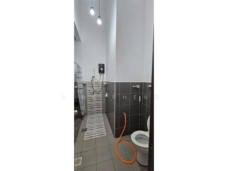 2-storey Terraced House for Rent in Taman Bertam Setia (Tanjong Minyak) - Vinc Pheng - Bathroom - PropertyGuru.com.my