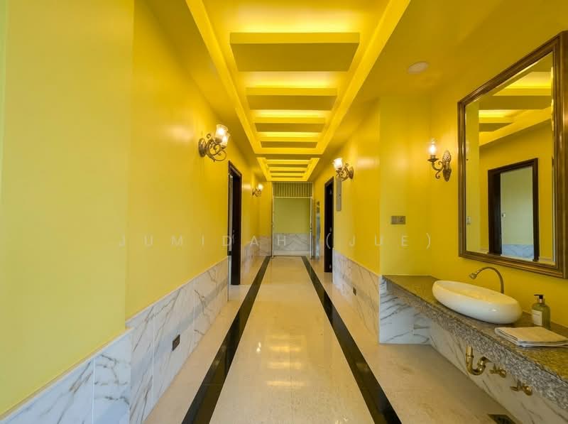 Rumah Banglo untuk Dijual di Mines Resort City (Seri Kembangan) - JUMIDAH (JUE) - Corridor - PropertyGuru.com.my