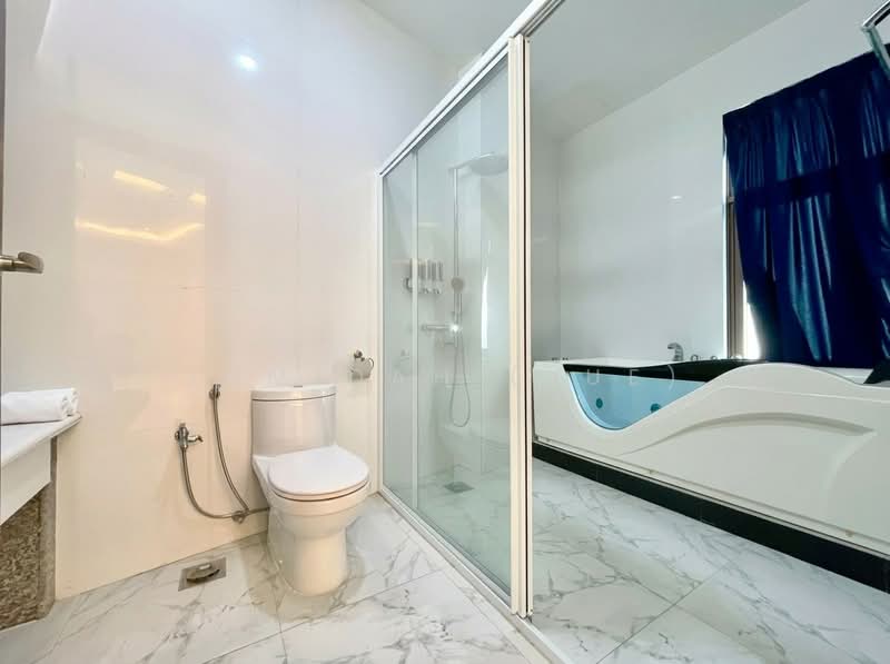 Rumah Banglo untuk Dijual di Mines Resort City (Seri Kembangan) - JUMIDAH (JUE) - Bathroom - PropertyGuru.com.my