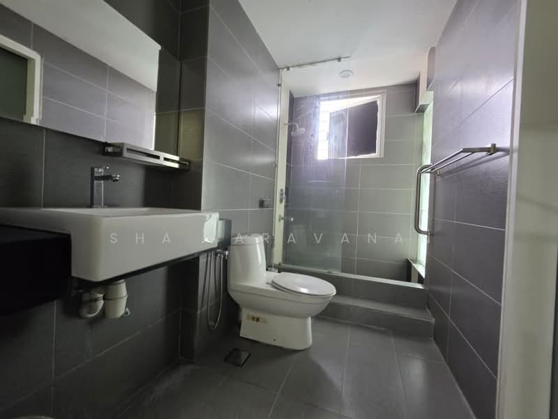 Servis Apartment untuk Disewa di Tropez Residences - Sha Saravanan - Bathroom - PropertyGuru.com.my