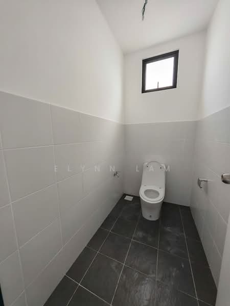 Shop / Office for Rent in Eco Botanic 2 (Iskandar Puteri (Nusajaya)) - Elynn Lam - Bathroom - PropertyGuru.com.my