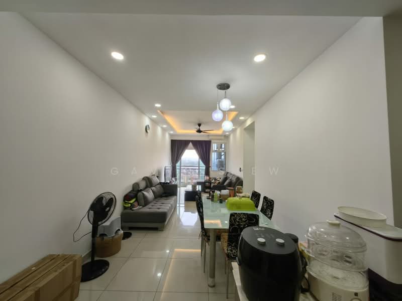 Service Residence for Sale at Meridin Bayvue @ Sierra Perdana - Gavin Siew - Living Room - PropertyGuru.com.my