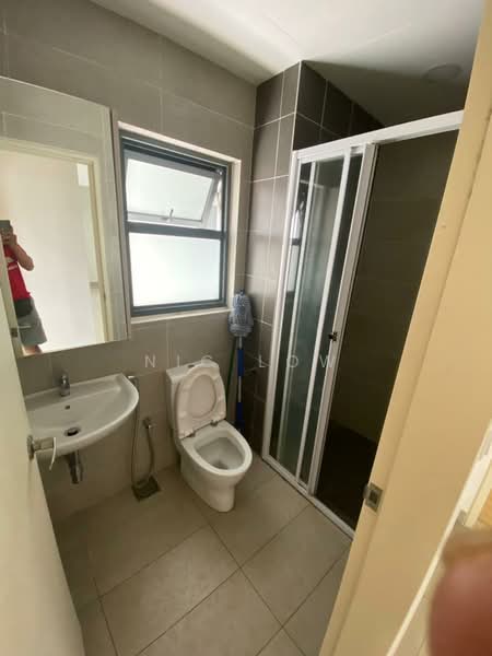 Condominium for Rent at Lakeville Residence - Nic Low - Bathroom - PropertyGuru.com.my
