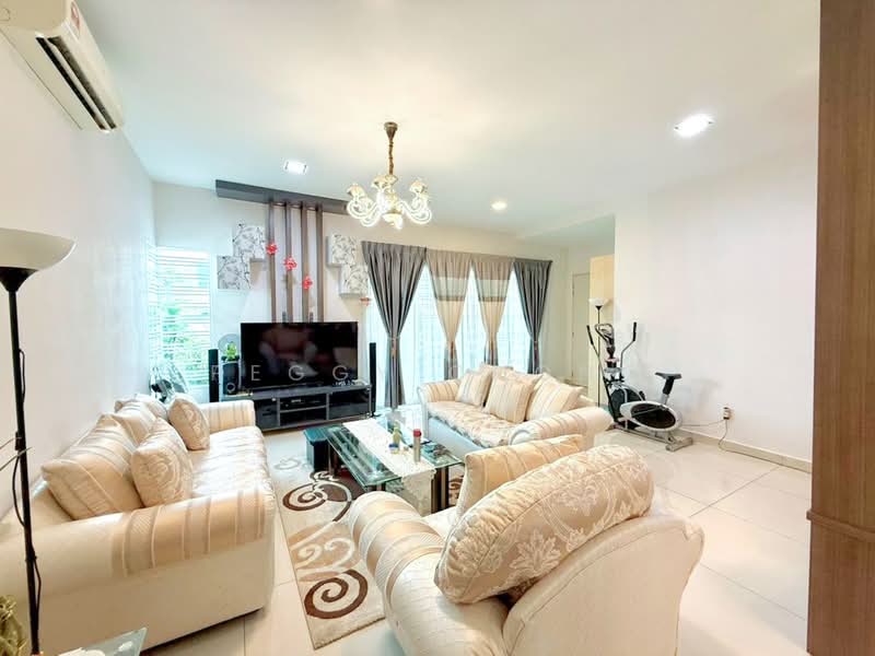 Semi-Detached House for Sale in Kajang (Selangor) - Peggy Chong - Living Room - PropertyGuru.com.my