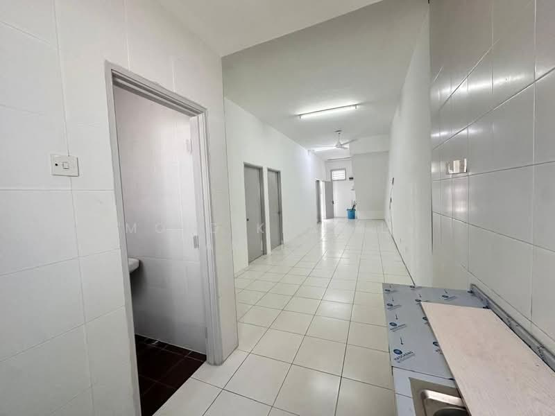 Townhouse for Sale in Bandar Saujana Putra (Tanjong Duabelas) - Mohd Khairul Amilin - Corridor - PropertyGuru.com.my