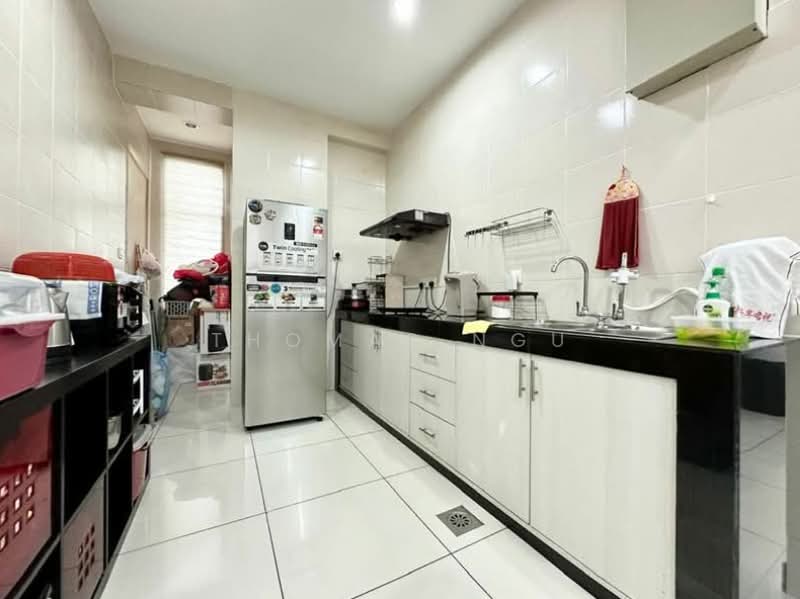 Service Residence for Sale at Subang Olives Residence - Thomas Ngu - Kitchen - PropertyGuru.com.my