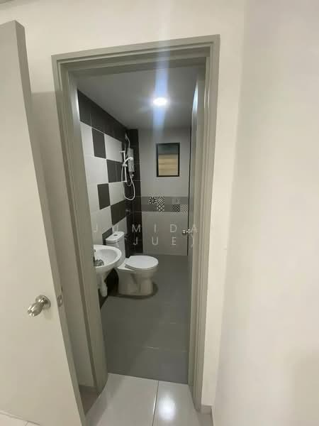 Service Residence for Rent at Residensi Emas - JUMIDAH (JUE) - Bathroom - PropertyGuru.com.my