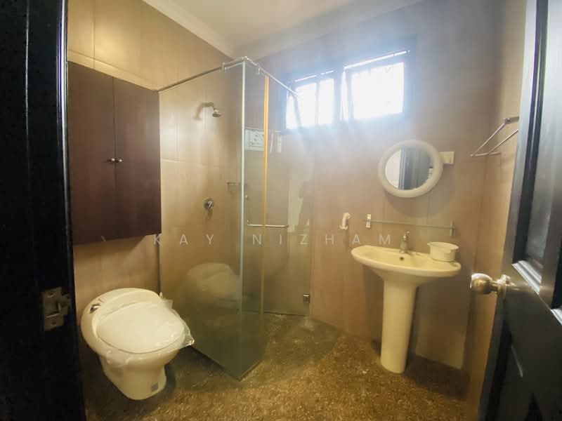 Semi-Detached House for Sale in Ampang Jaya (Ampang) - Kay Nizham - Bathroom - PropertyGuru.com.my