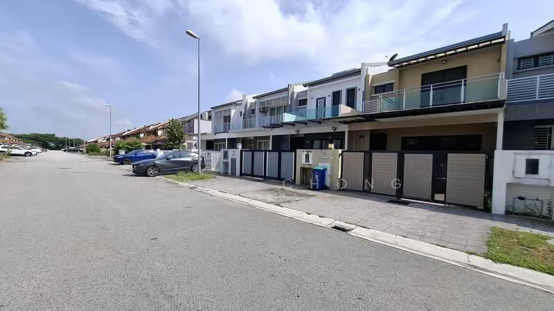 2-storey Terraced House for Sale in Bandar Metro Puchong (Puchong) - Jason Chong - Exterior - PropertyGuru.com.my