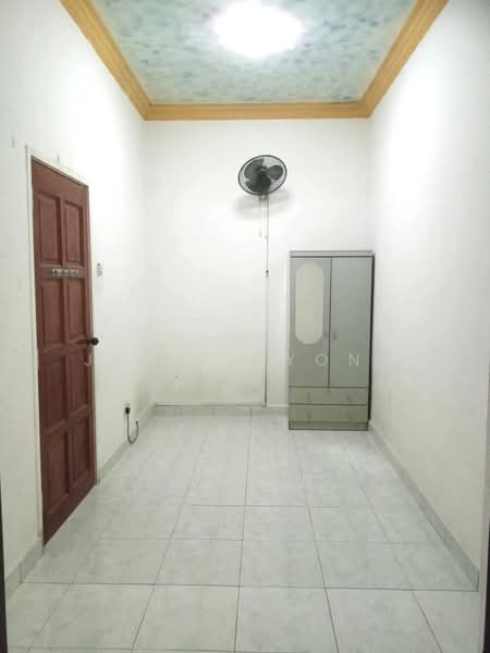 Rumah Teres 2 Tingkat untuk Disewa di Taman Desa Tebrau (Tebrau) - Janice Yong - Interior - PropertyGuru.com.my