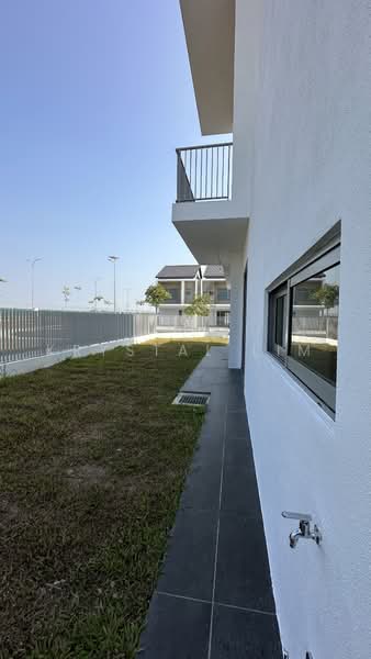 Rumah Teres 2-Tingkat untuk Disewa di Bandar Gamuda Cove (Dengkil) - Krystal Lim - Exterior - PropertyGuru.com.my