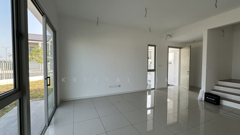 Rumah Teres 2-Tingkat untuk Disewa di Bandar Gamuda Cove (Dengkil) - Krystal Lim - Living Room - PropertyGuru.com.my