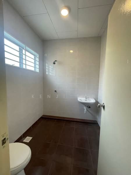 2.5-storey Terraced House for Sale in Taman Samudra Teres (Batu Caves) - Kenji Tan - Bathroom - PropertyGuru.com.my