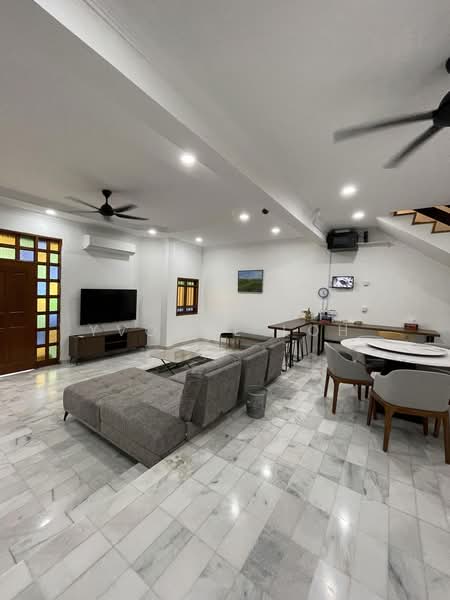 Bungalow for Rent in Gurney Drive (Penang) - Yvonne Loh - Living Room - PropertyGuru.com.my