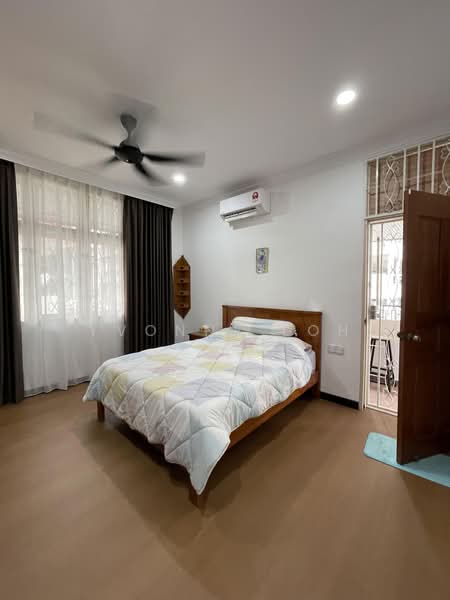 Bungalow for Rent in Gurney Drive (Penang) - Yvonne Loh - Bedroom - PropertyGuru.com.my