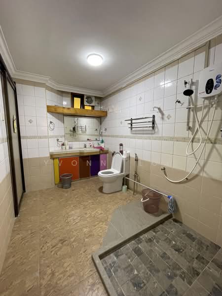 Bungalow for Rent in Gurney Drive (Penang) - Yvonne Loh - Bathroom - PropertyGuru.com.my