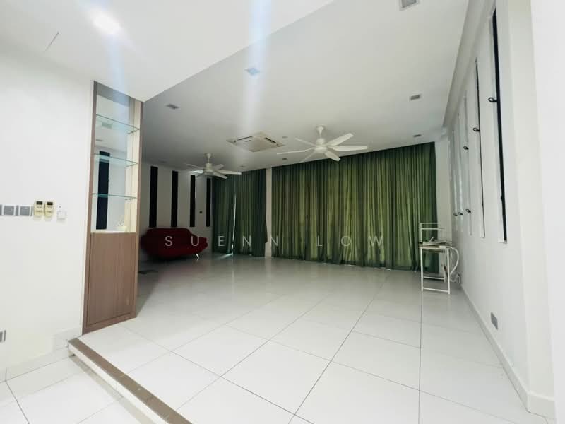 Semi-Detached House for Rent in Taman Tasek (Johor Bahru) - Suenn Low - Living Room - PropertyGuru.com.my