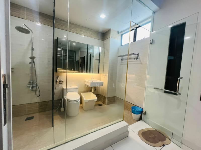 Semi-Detached House for Rent in Taman Tasek (Johor Bahru) - Suenn Low - Bathroom - PropertyGuru.com.my