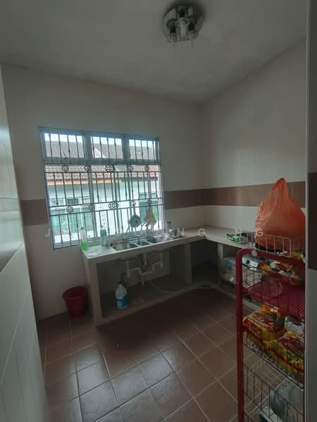 1-storey Terraced House for Rent in Johor Bahru (Johor) - JIA SOONG NG - Kitchen - PropertyGuru.com.my