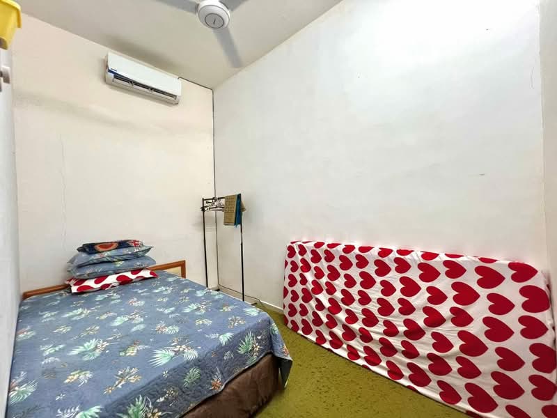 2-storey Terraced House for Rent in Kepala Batas (Penang) - C.H. Lee - Bedroom - PropertyGuru.com.my