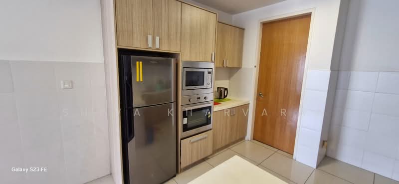 Servis Apartment untuk Disewa di Setia SKY Residences - Shiva Kharvaran - Kitchen - PropertyGuru.com.my
