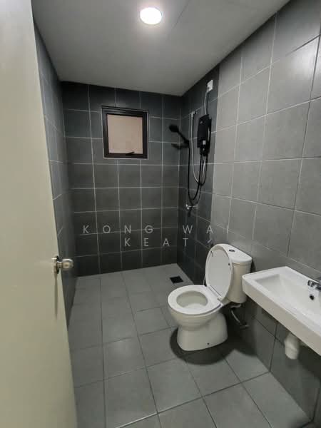 Kondominium untuk Disewa di Vierra Residence - Kong Wai Keat - Bathroom - PropertyGuru.com.my