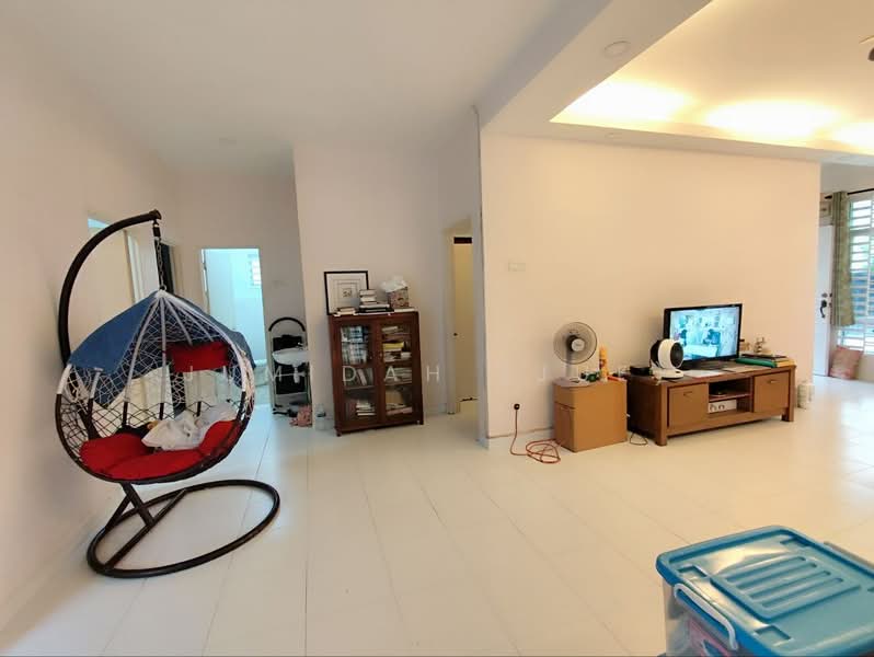 Bungalow for Sale in Bandar Tasik Senangin (Lenggeng) - JUMIDAH (JUE) - Living Room - PropertyGuru.com.my