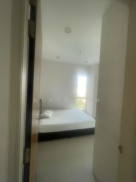 Condominium for Sale at Surin Condominium - Alvin Sim - Bedroom - PropertyGuru.com.my