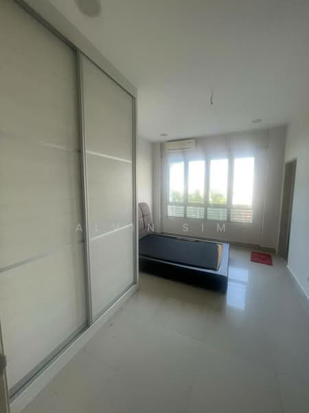 Condominium for Sale at Surin Condominium - Alvin Sim - Bedroom - PropertyGuru.com.my