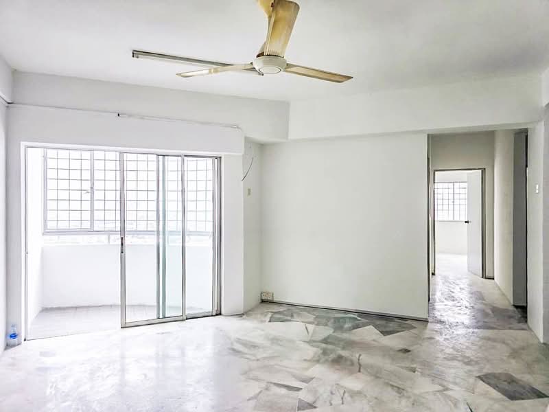 Kondominium untuk Dijual di Pandan Heights Condominium - Fauran Nawawi - Living Room - PropertyGuru.com.my