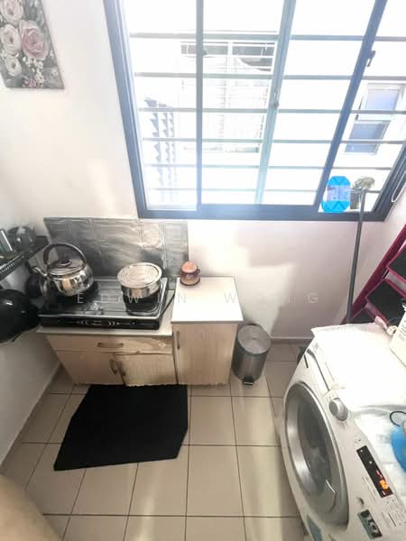 Kondominium untuk Dijual di Lakeville Residence - Edwin Wong - Kitchen - PropertyGuru.com.my