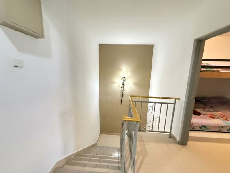 Cluster House for Sale in Bandar Seri Botani (Simpang Pulai) - Ainsley Thong - Corridor - PropertyGuru.com.my