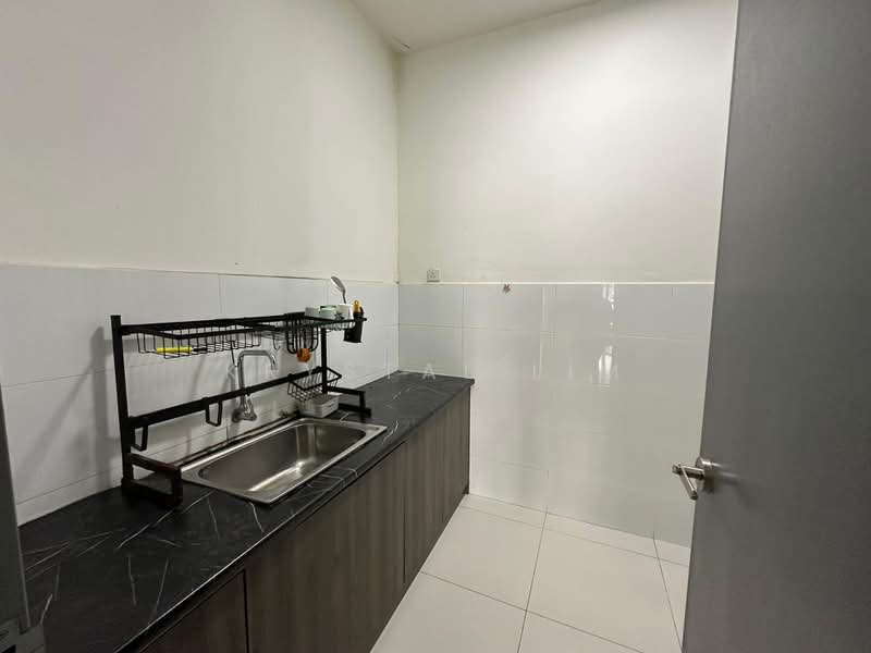 Terraced House for Rent in Cyberjaya (Selangor) - Krystal Lim - Kitchen - PropertyGuru.com.my