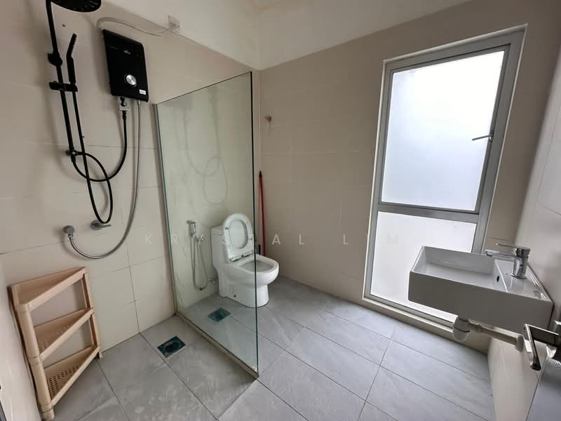 Terraced House for Rent in Cyberjaya (Selangor) - Krystal Lim - Bathroom - PropertyGuru.com.my