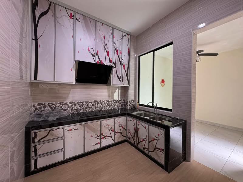 Rumah Kluster untuk Dijual di Taman Pulai Hijauan (Skudai) - Evon Yap - Kitchen - PropertyGuru.com.my
