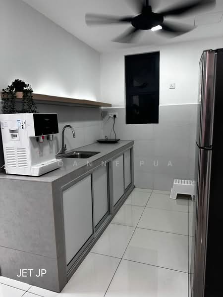 Servis Apartment untuk Disewa di TRIO By Setia - Joanne Pua - Kitchen - PropertyGuru.com.my
