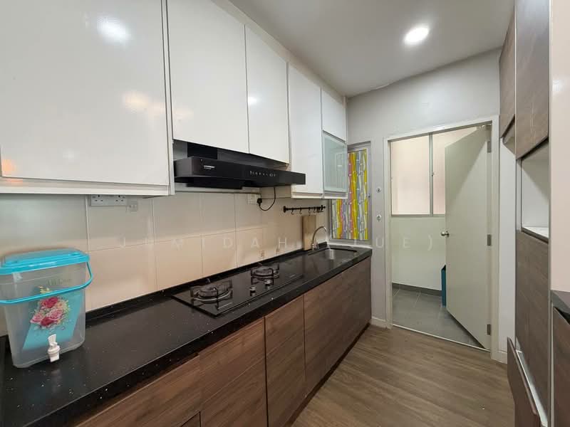 Service Residence for Rent at Savanna Executive Suite @ Southville City - JUMIDAH (JUE) - Kitchen - PropertyGuru.com.my
