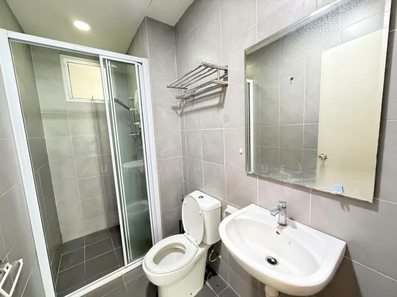Service Residence for Rent at Savanna Executive Suite @ Southville City - JUMIDAH (JUE) - Bathroom - PropertyGuru.com.my