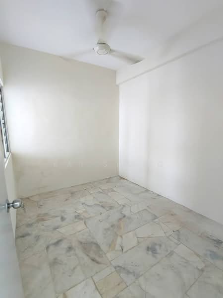 Apartment for Sale at Taman Desa Kempas - Kai Siong - Interior - PropertyGuru.com.my