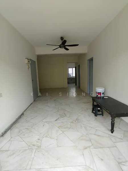 Apartment for Sale at Taman Desa Kempas - Kai Siong - Living Room - PropertyGuru.com.my