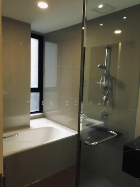 Servis Apartment untuk Disewa di G Residence - Tien Ee Yap - Bathroom - PropertyGuru.com.my