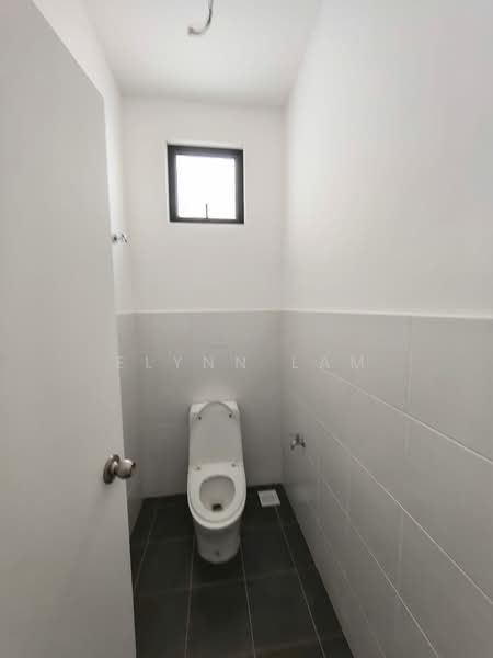 Shop / Office for Rent in Eco Botanic 2 (Iskandar Puteri (Nusajaya)) - Elynn Lam - Bathroom - PropertyGuru.com.my