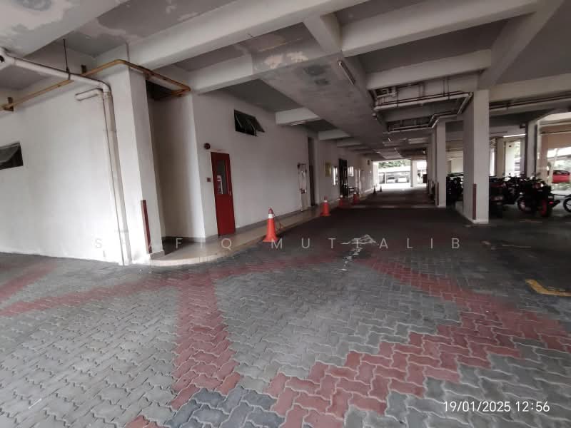 Kondominium untuk Dijual di Pertiwi Indah - Shafiq Muttalib - Car Park - PropertyGuru.com.my