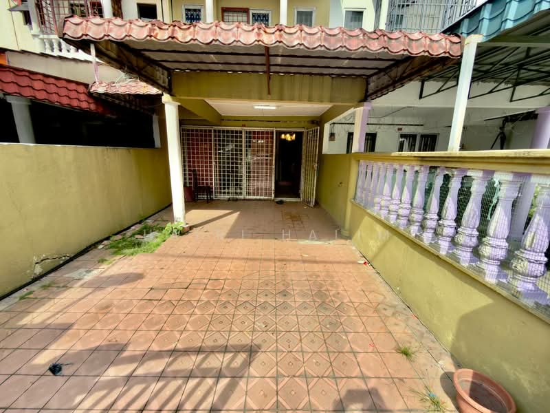 Rumah Teres 2 Tingkat untuk Dijual di Seksyen 25 (Shah Alam) - Hairi Halim - PropertyGuru.com.my