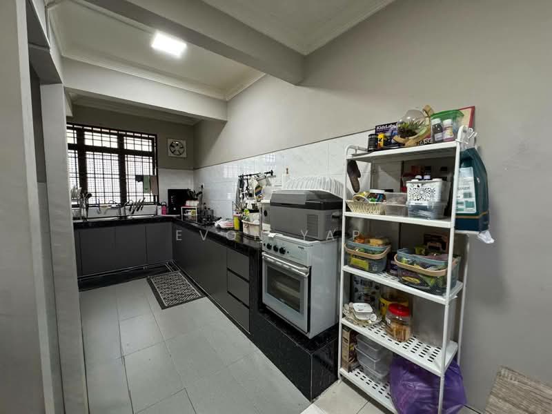 2-storey Terraced House for Sale in Taman Sri Pulai Perdana (Skudai) - Evon Yap - Kitchen - PropertyGuru.com.my