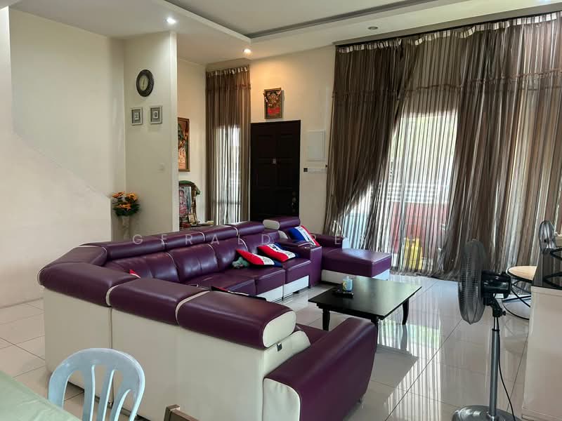 Semi-Detached House for Sale in Bandar Tasek Mutiara (Simpang Ampat) - Gerald Peski - Living Room - PropertyGuru.com.my