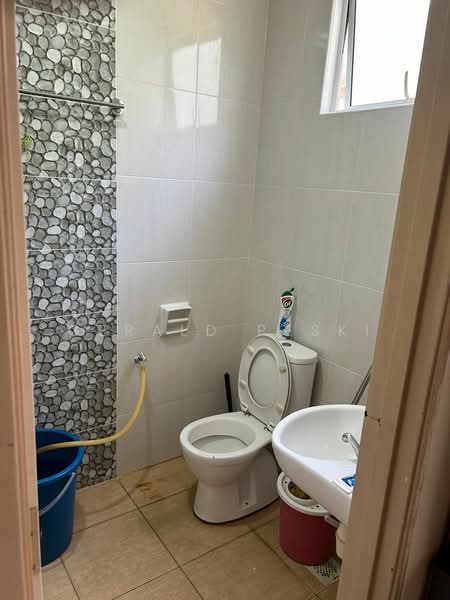 Semi-Detached House for Sale in Bandar Tasek Mutiara (Simpang Ampat) - Gerald Peski - Bathroom - PropertyGuru.com.my