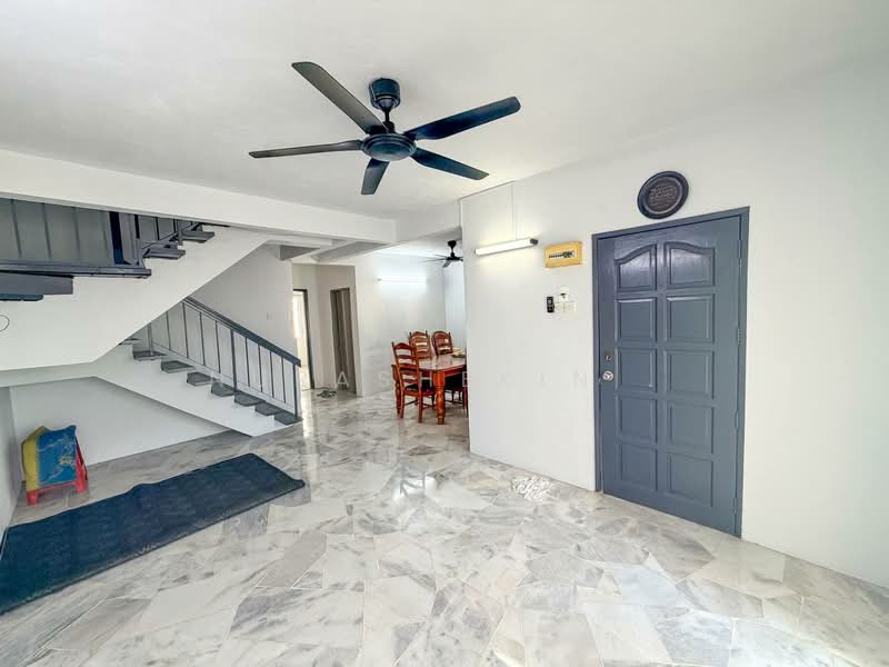 2-storey Terraced House for Sale in Taman Minang (Cheras) - Nurashekin . - Living Room - PropertyGuru.com.my